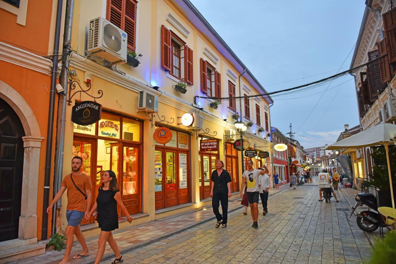 Promenade Hotel Shkodër Eksteriør billede